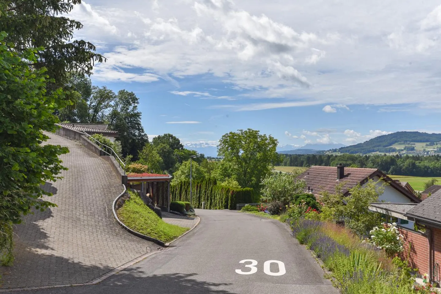 Pour Fr. 740.-/m2 terrain à bâtir sans obligation architecturale - Photo 8 sur 16