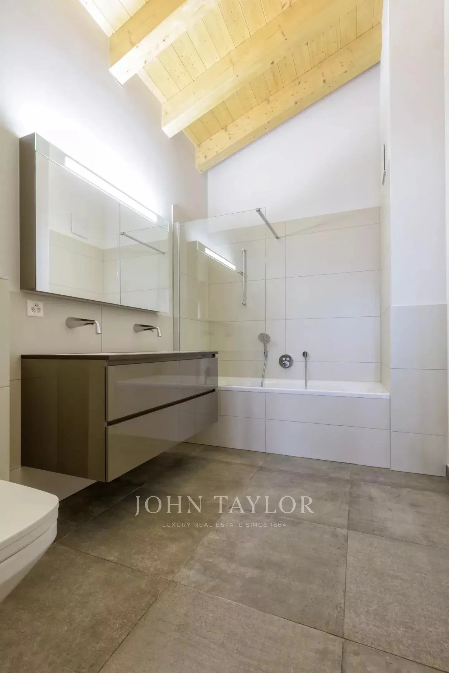 Penthouse 6.5 Rooms in Duplex - Photo 11 of 13