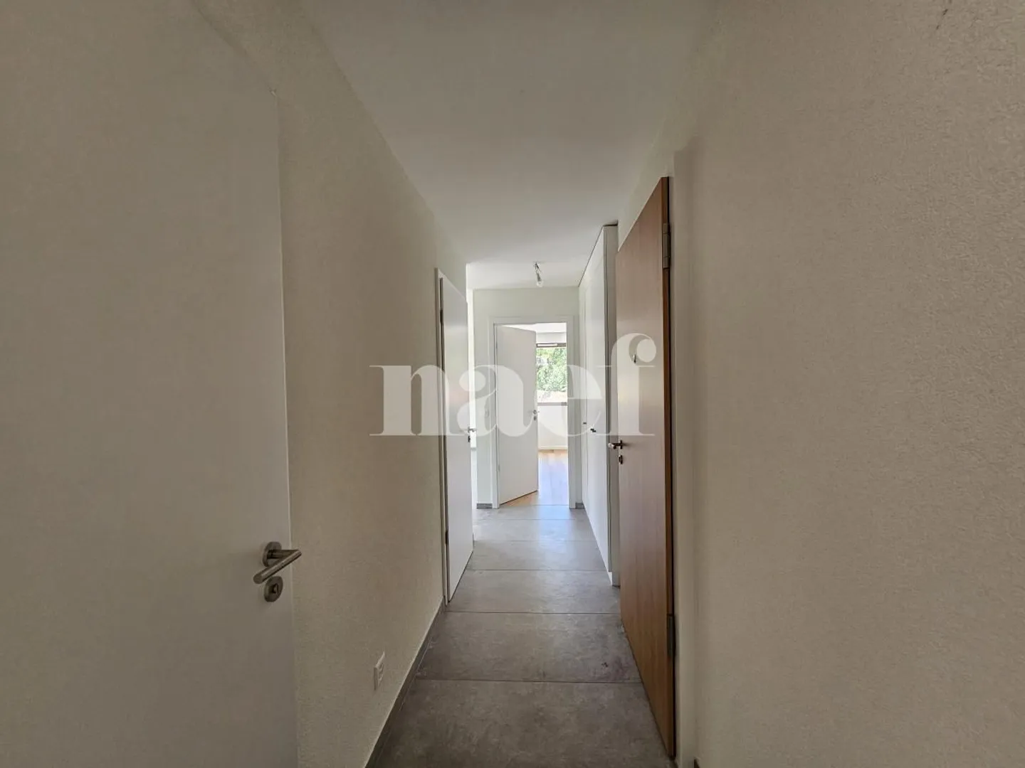 4-room apartment - Photo 3 of 13