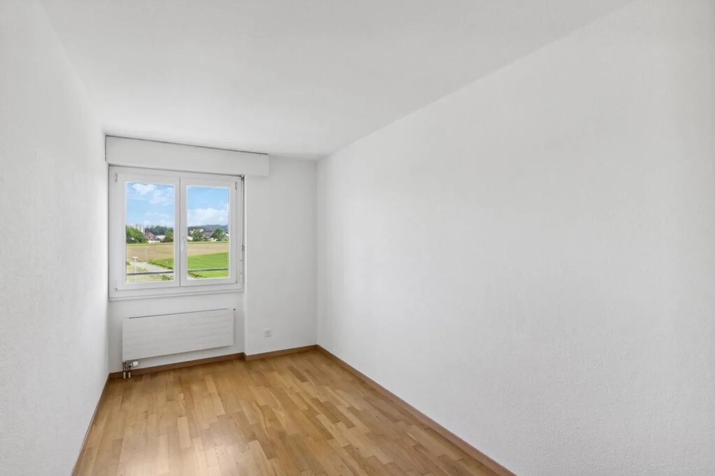 Helle 4.5-Zimmer-Wohnung mit Balkon - Foto 6 von 11