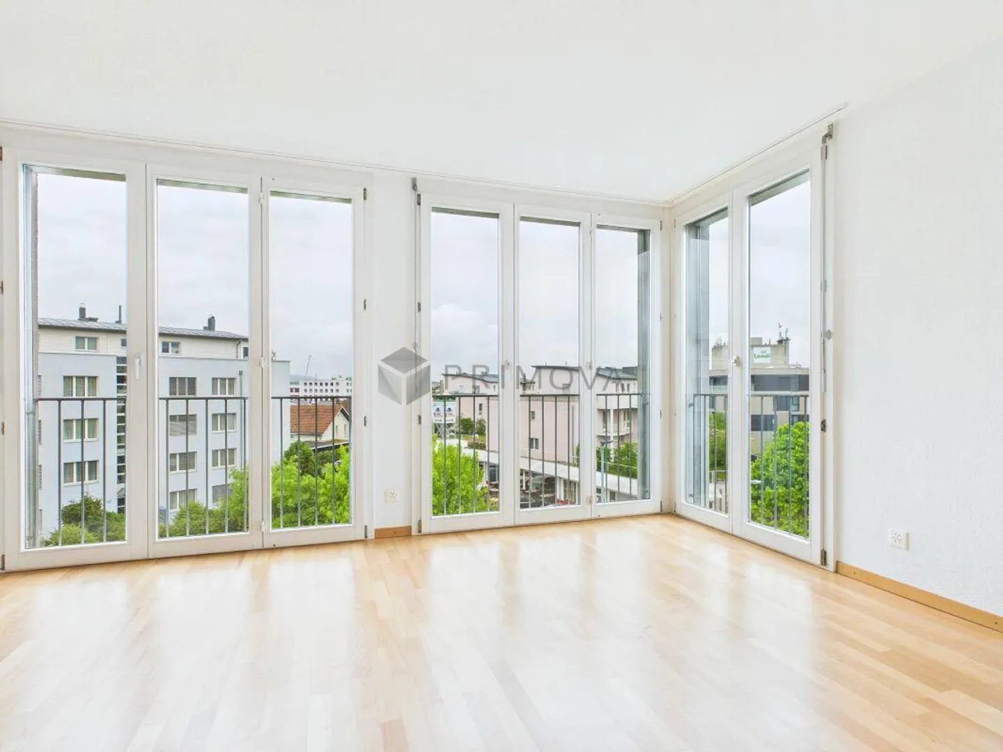 Murten : Appartement en copropriété fraîchement rénové près du lac et de la vieille ville - Photo 2 sur 12