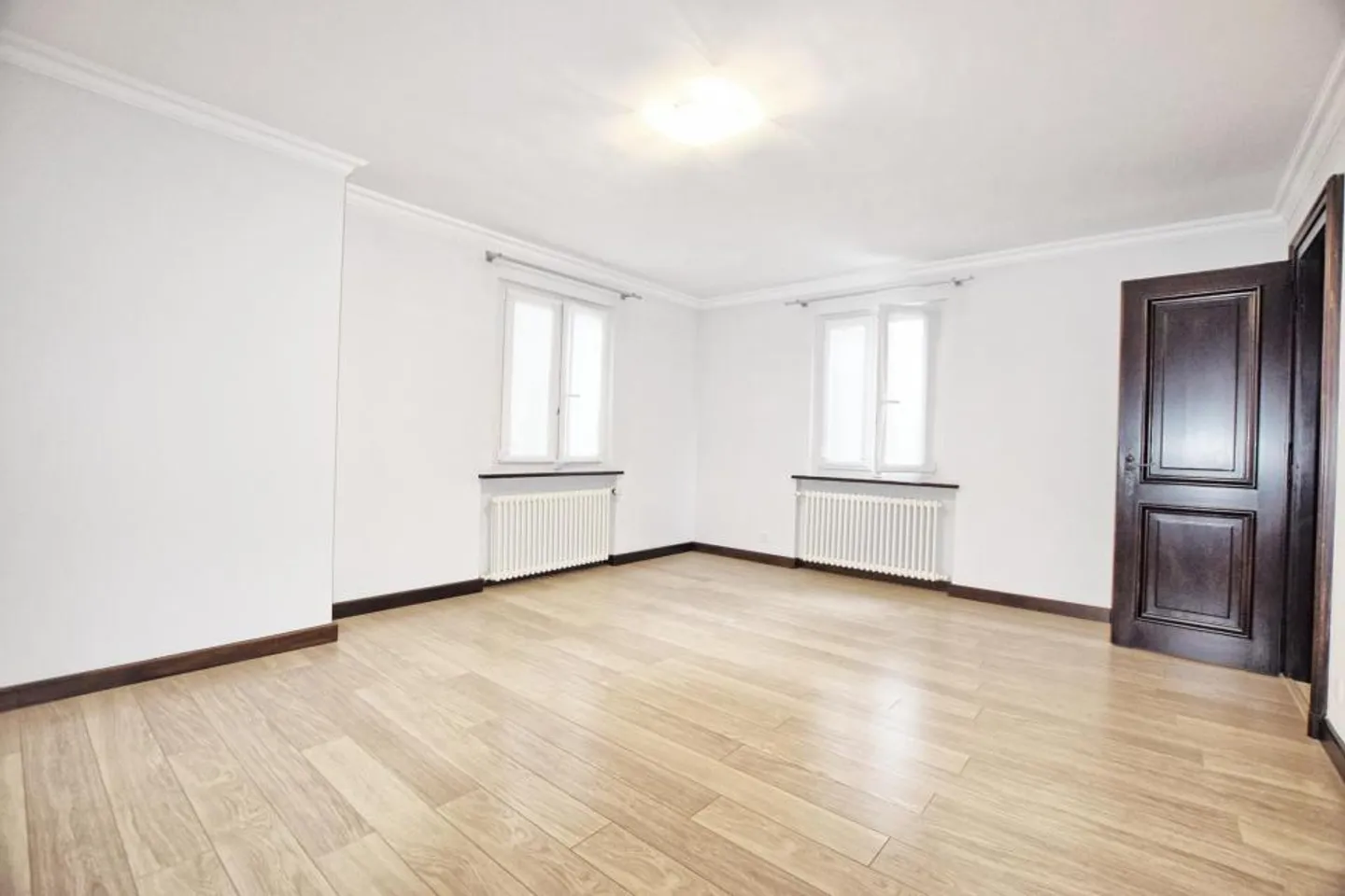 Villa Incantevole in Affitto a Chavannes-des-Bois - Foto 3 di 13