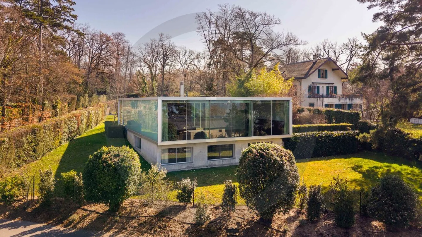 Villa contemporaine avec vue lac - Photo 2 sur 13