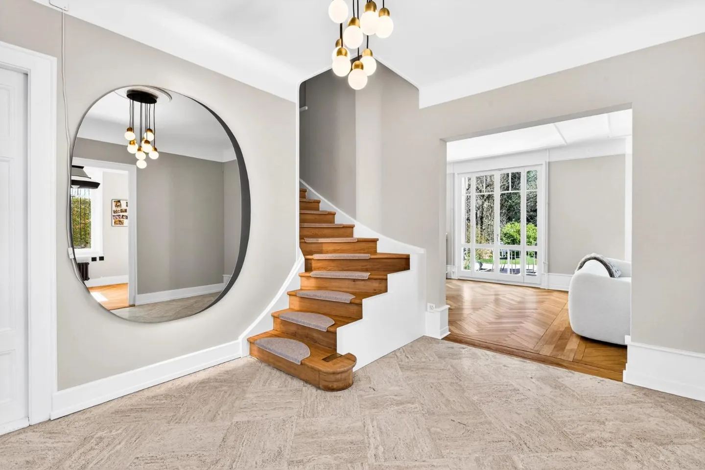 Elegant Villa Near Lake Nyon - Photo 12 of 13