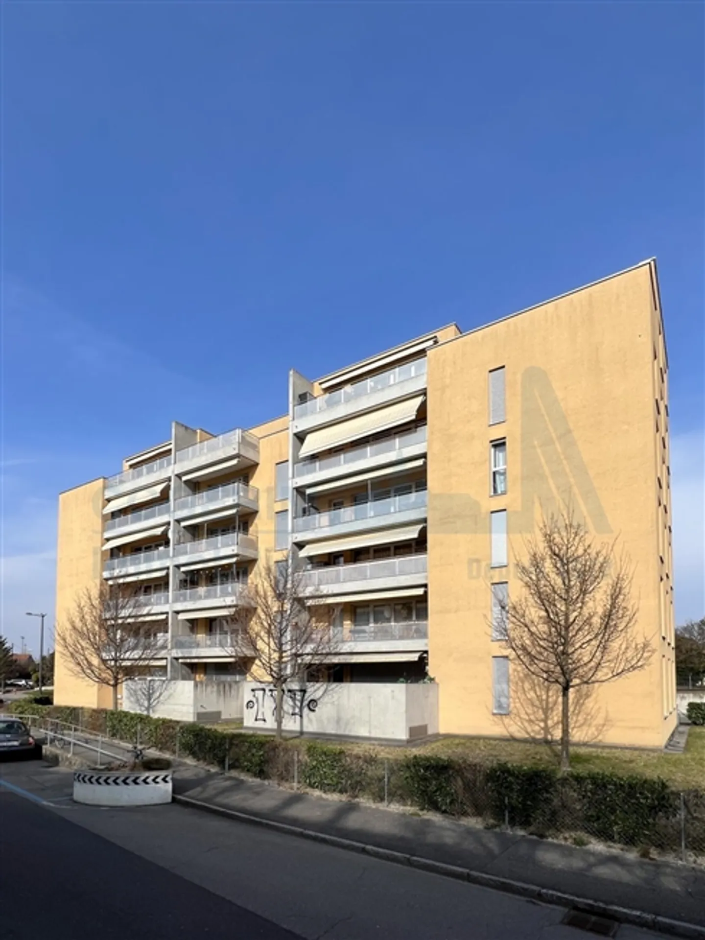 Place de parking pour un véhicule à 2 roues à l'Avenue Louis-Bertrand 27 - Photo 1 sur 1