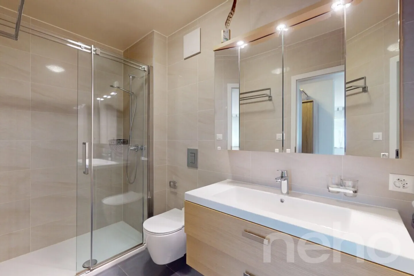Magnifico appartamento di 4,5 stanze con grande terrazza e vista panoramica! - Foto 11 di 12