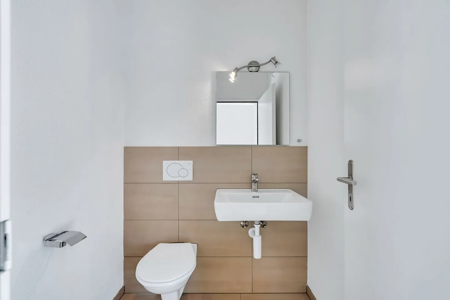 Modern Commercial Space in Neukirch - Photo 6 of 8