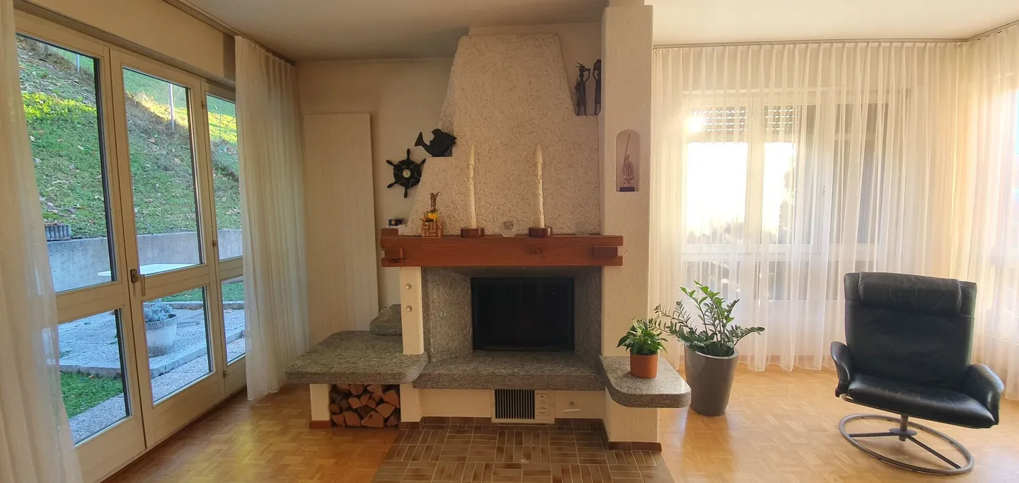 Stunning house in a residential location - Photo 4 of 16