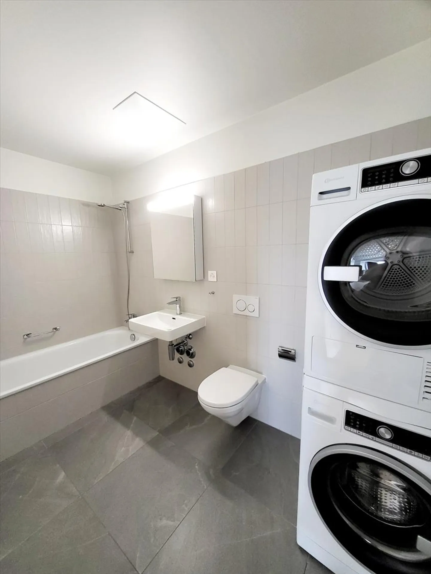 2-room apartment - Photo 7 of 8