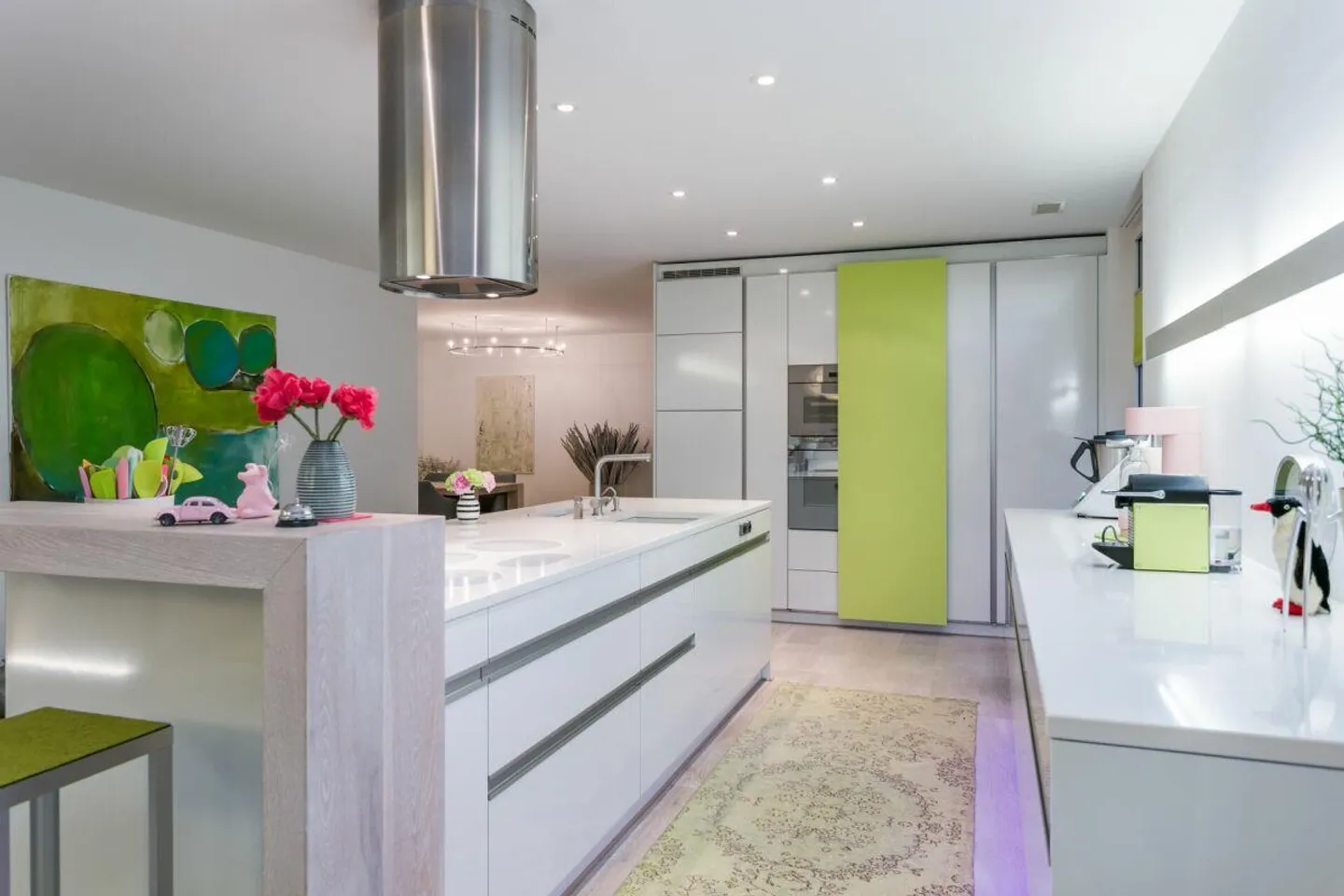 Exclusive 5.5-room apartment with garden terrace in the city of Zurich - Photo 4 of 13