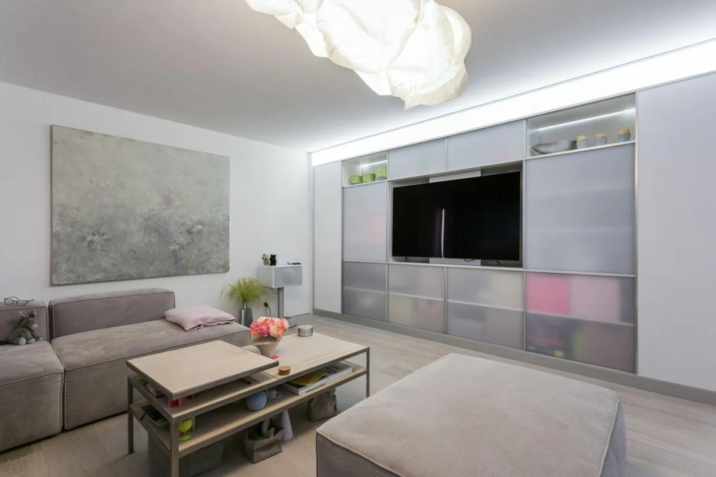 Exclusive 5.5-room apartment with garden terrace in the city of Zurich - Photo 5 of 13
