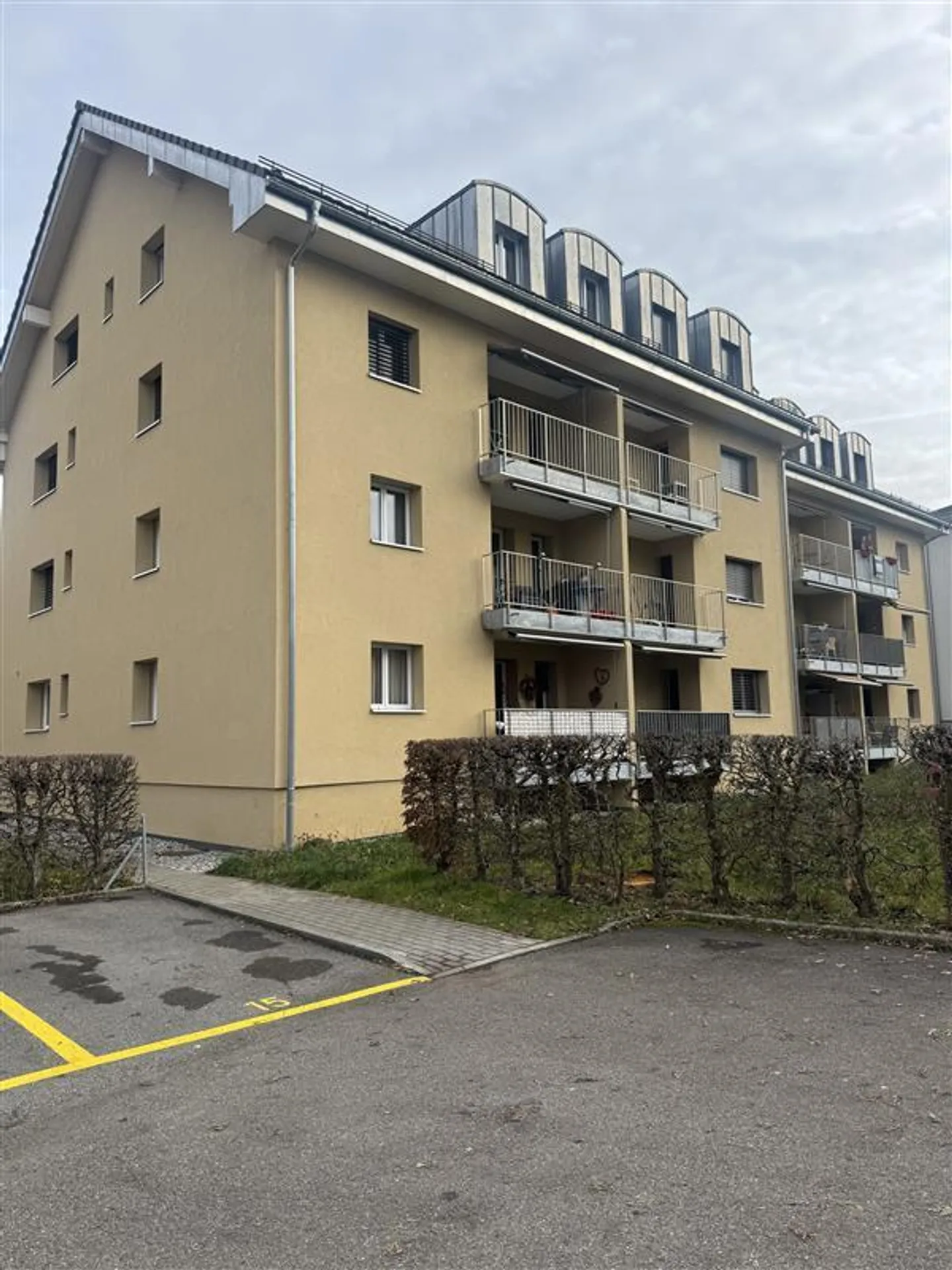 Helles Appartement in Bulle - Foto 1 von 10