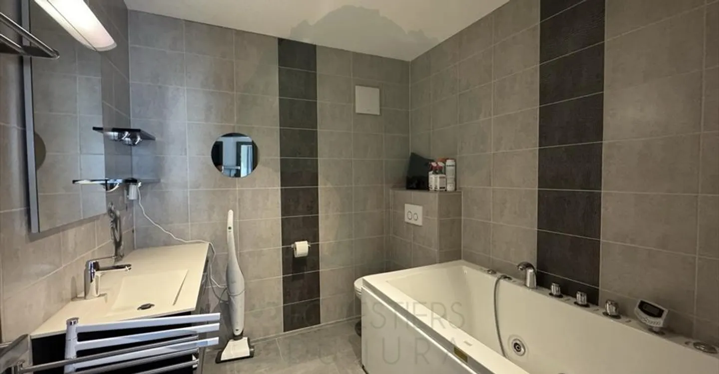 Schöne 3,5-Zimmer-Wohnung in Delémont - Foto 10 von 12