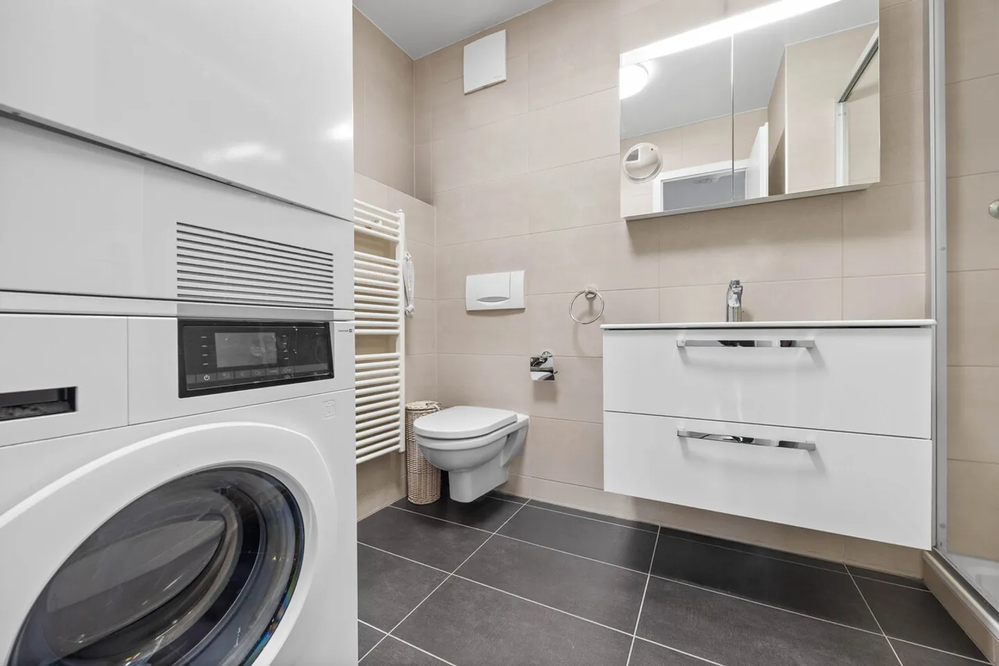 Bel appartamento nel centro del villaggio - Foto 8 di 18