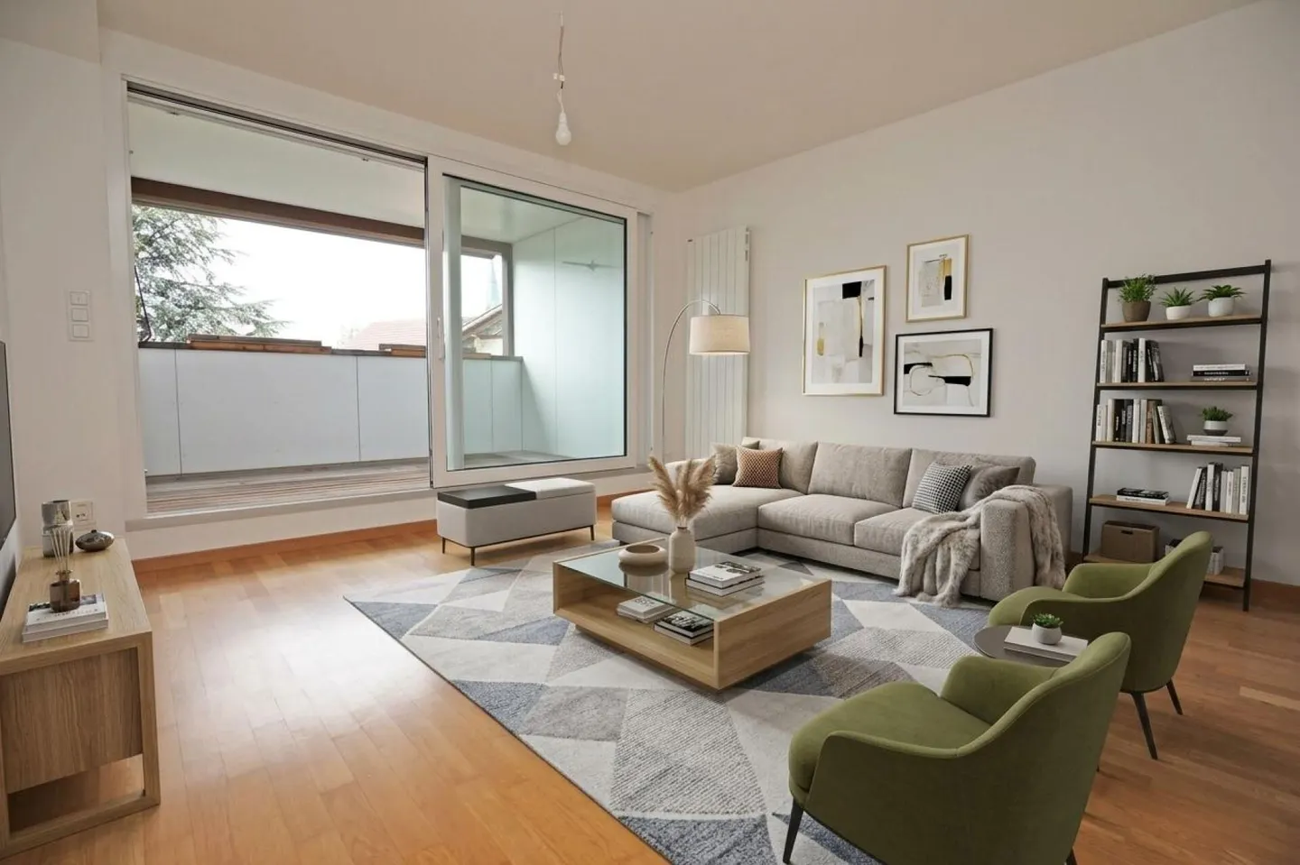Spacious 3.5-room apartment near the train station - Photo 2 of 9