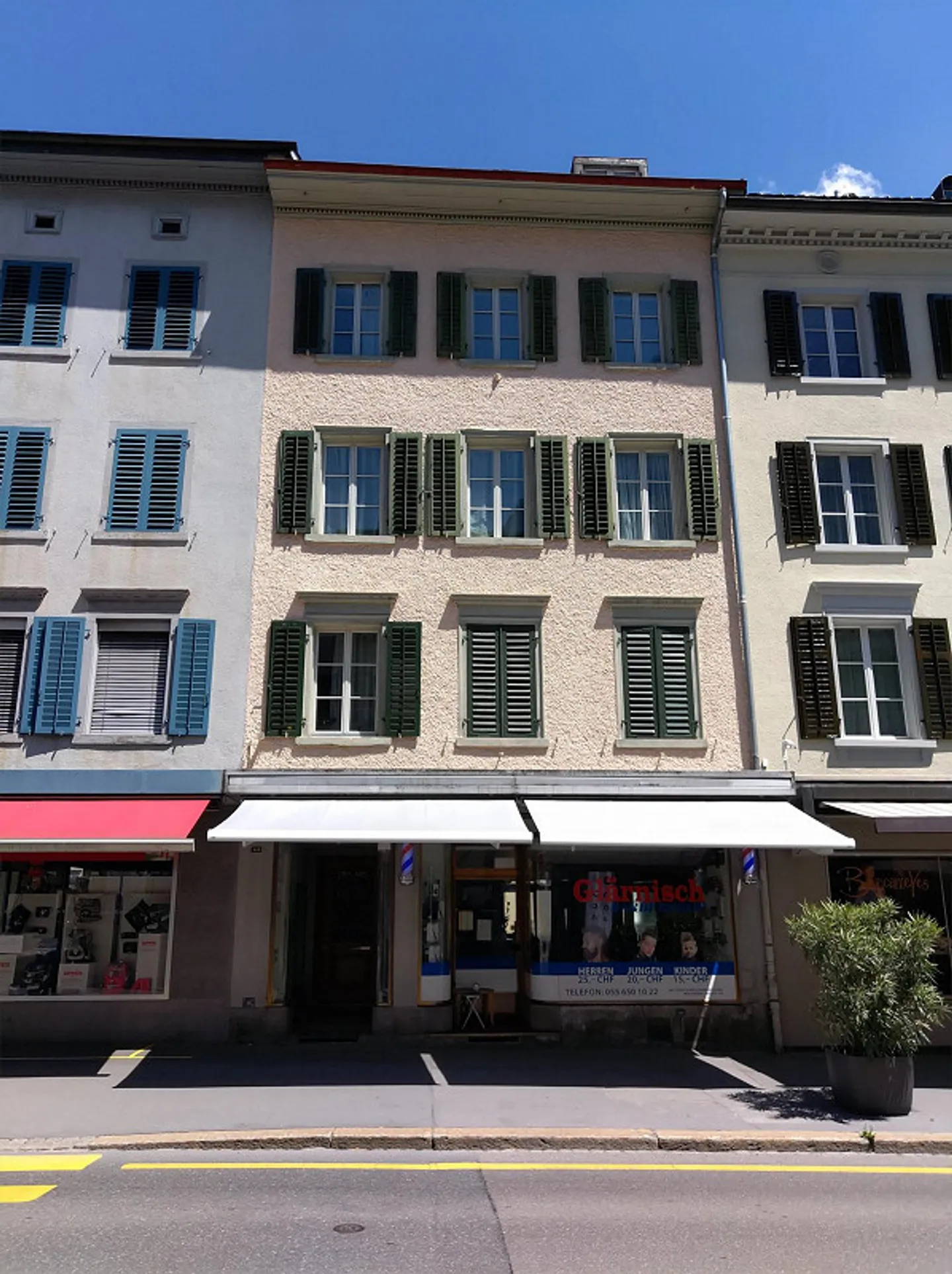 À louer appartement 4 1/2 pièces au 2ème étage à Glarus - Photo 1 sur 9