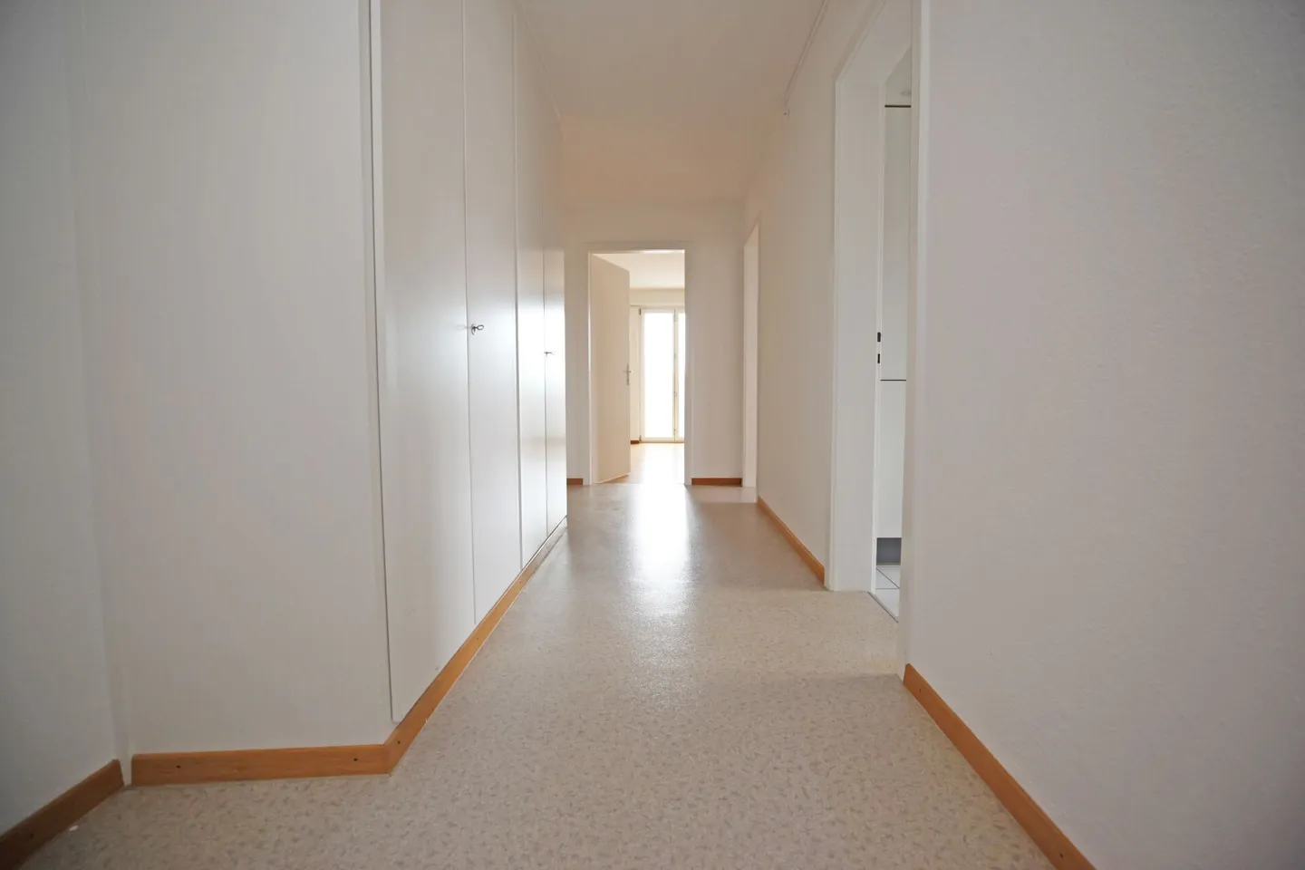Spacious 3.5-room apartment near the train station - Photo 6 of 9