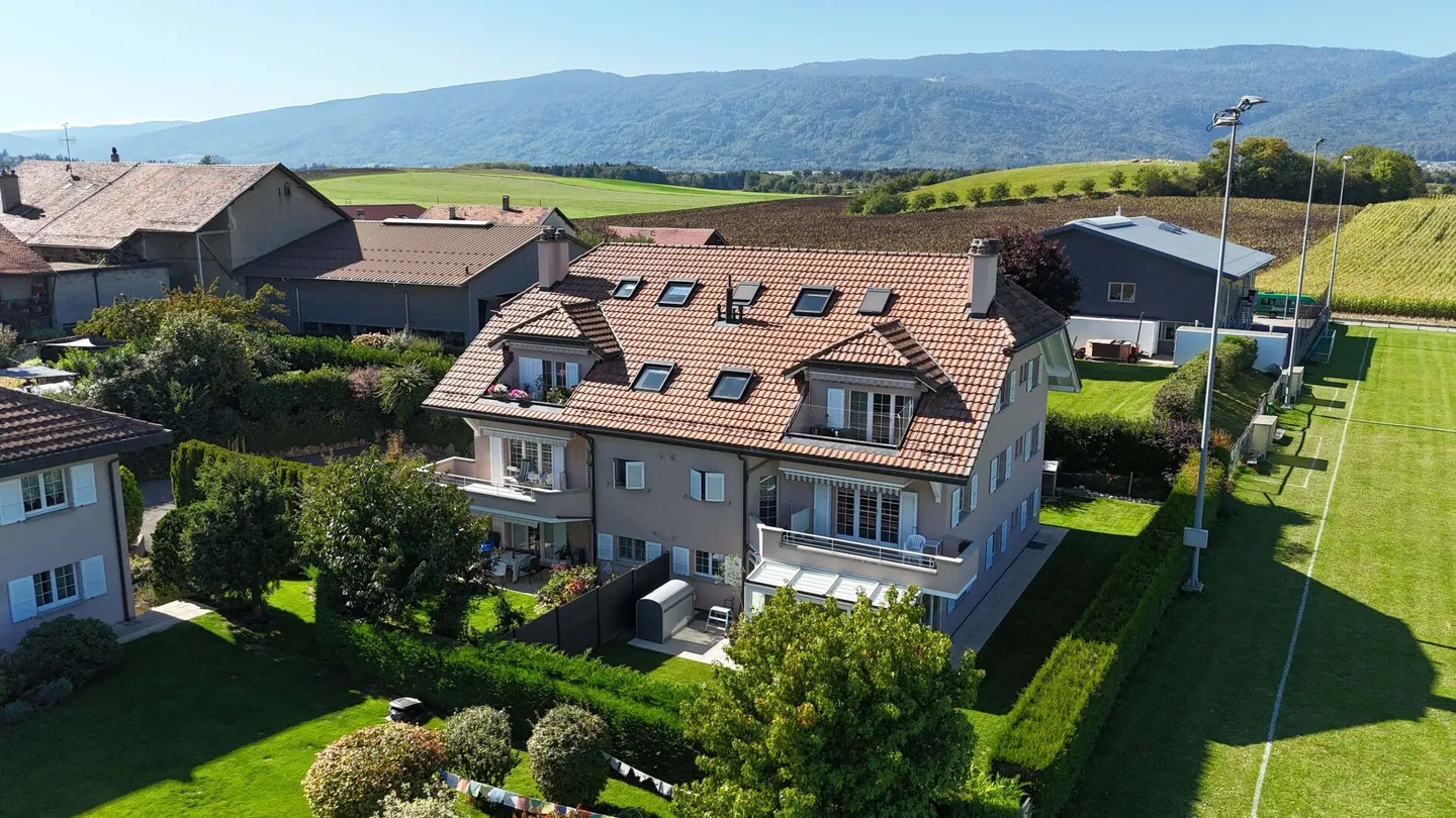 DUPLEX APARTMENT WITH 5 ROOMS, BALCONY, AND INDOOR AND OUTDOOR PARKING SPACES - Photo 18 of 23