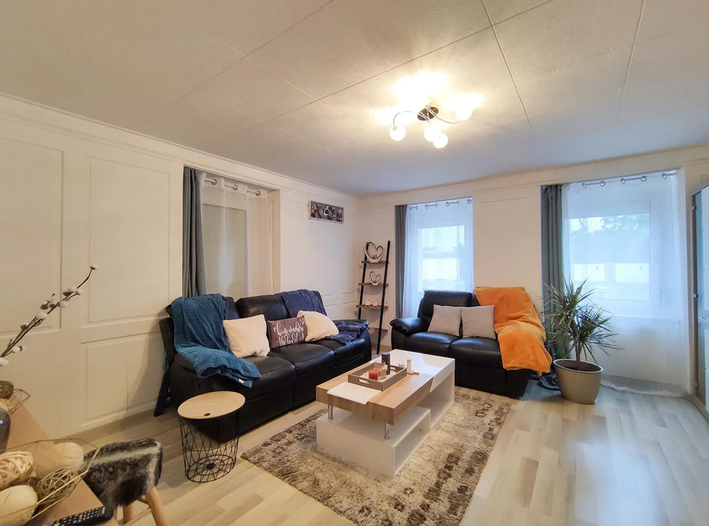 Gemütliche 3.5 Zimmer Erdgeschosswohnung mit Sitzplatz - Foto 6 di 8