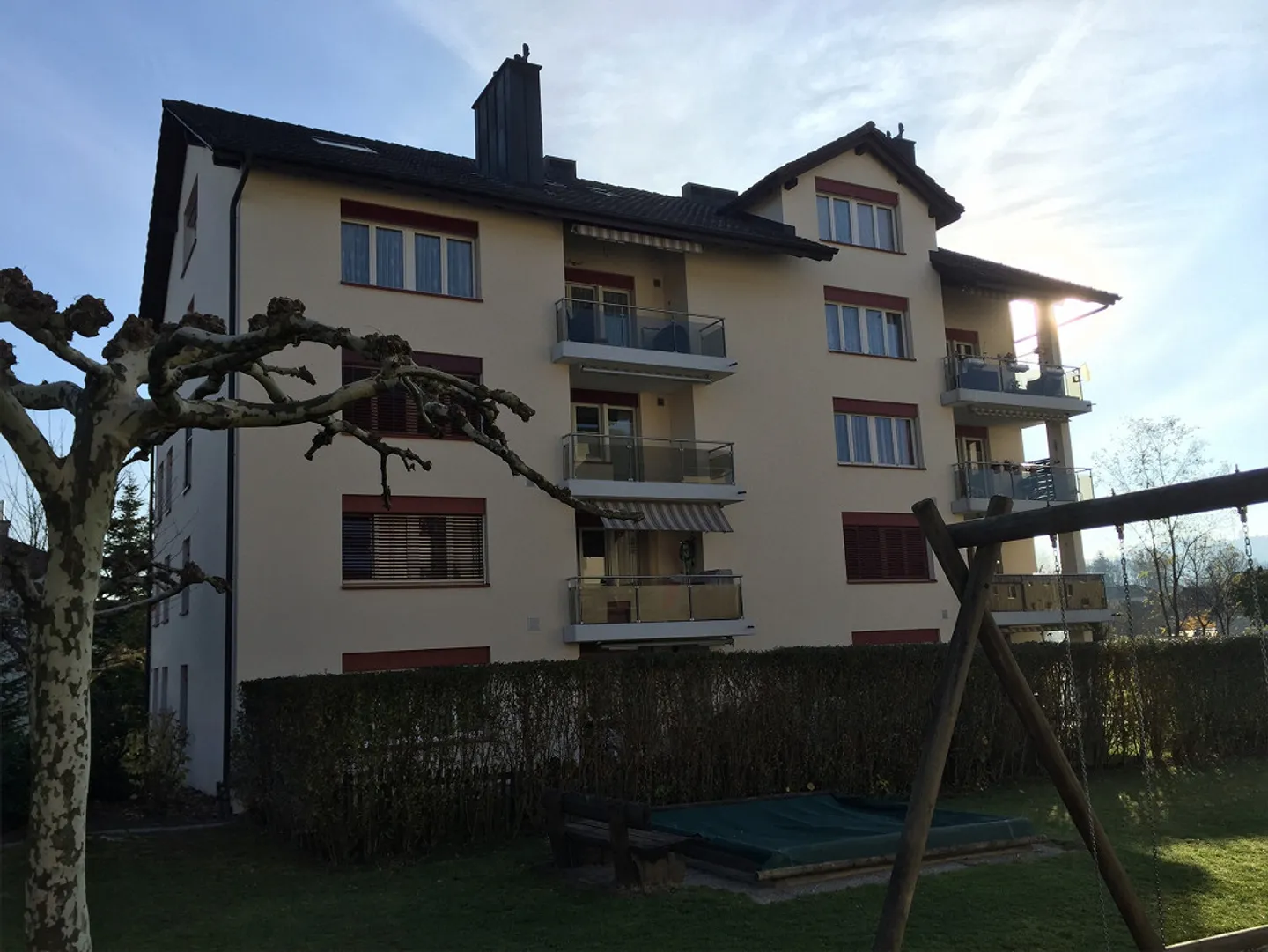 Appartement spacieux de 2,5 pièces avec cheminée - Photo 9 sur 9