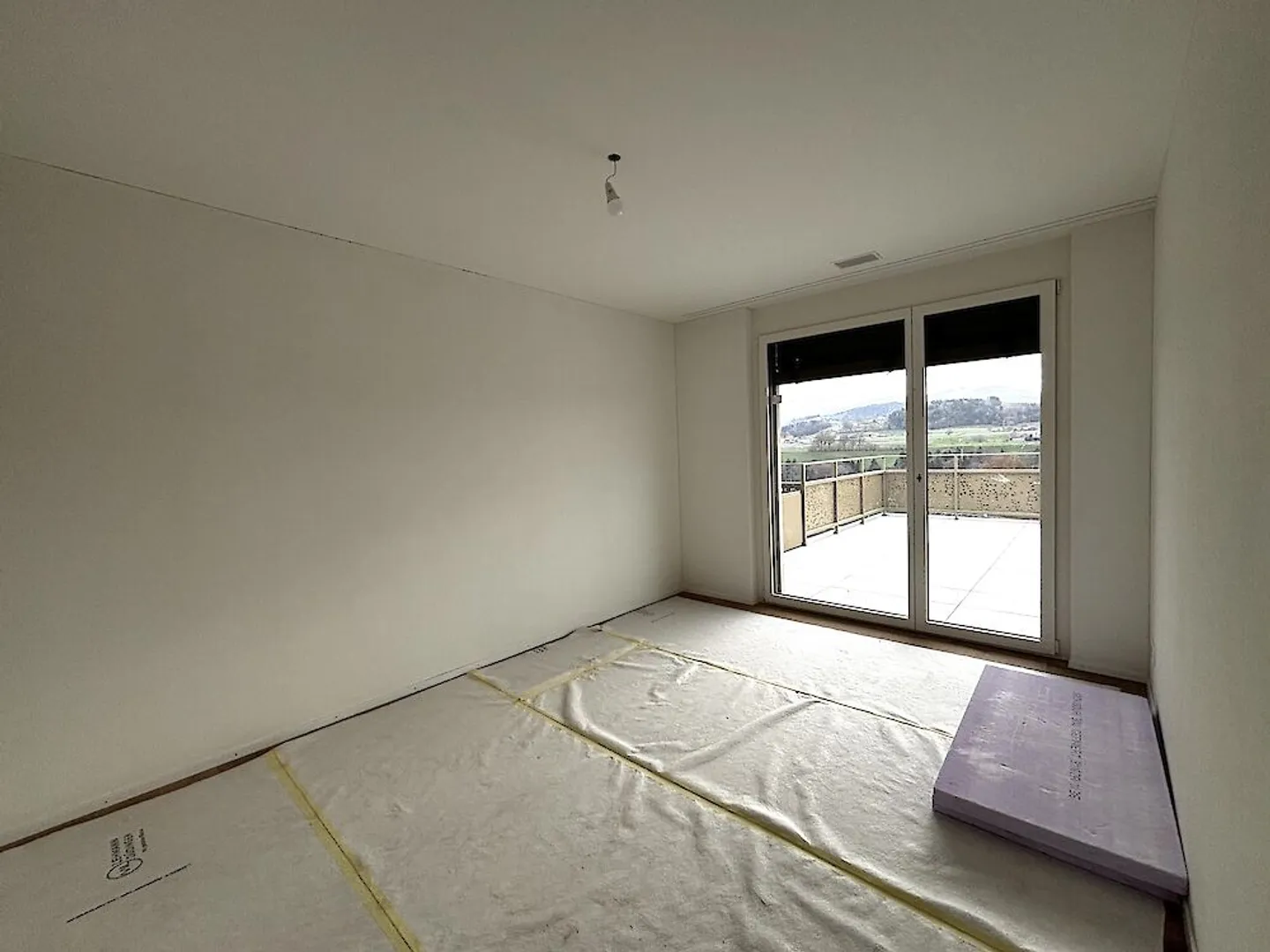 ERSTBEZUG! Exklusive 3.5-Zimmer-Attikawohnung in Alterswil - Foto 6 von 9