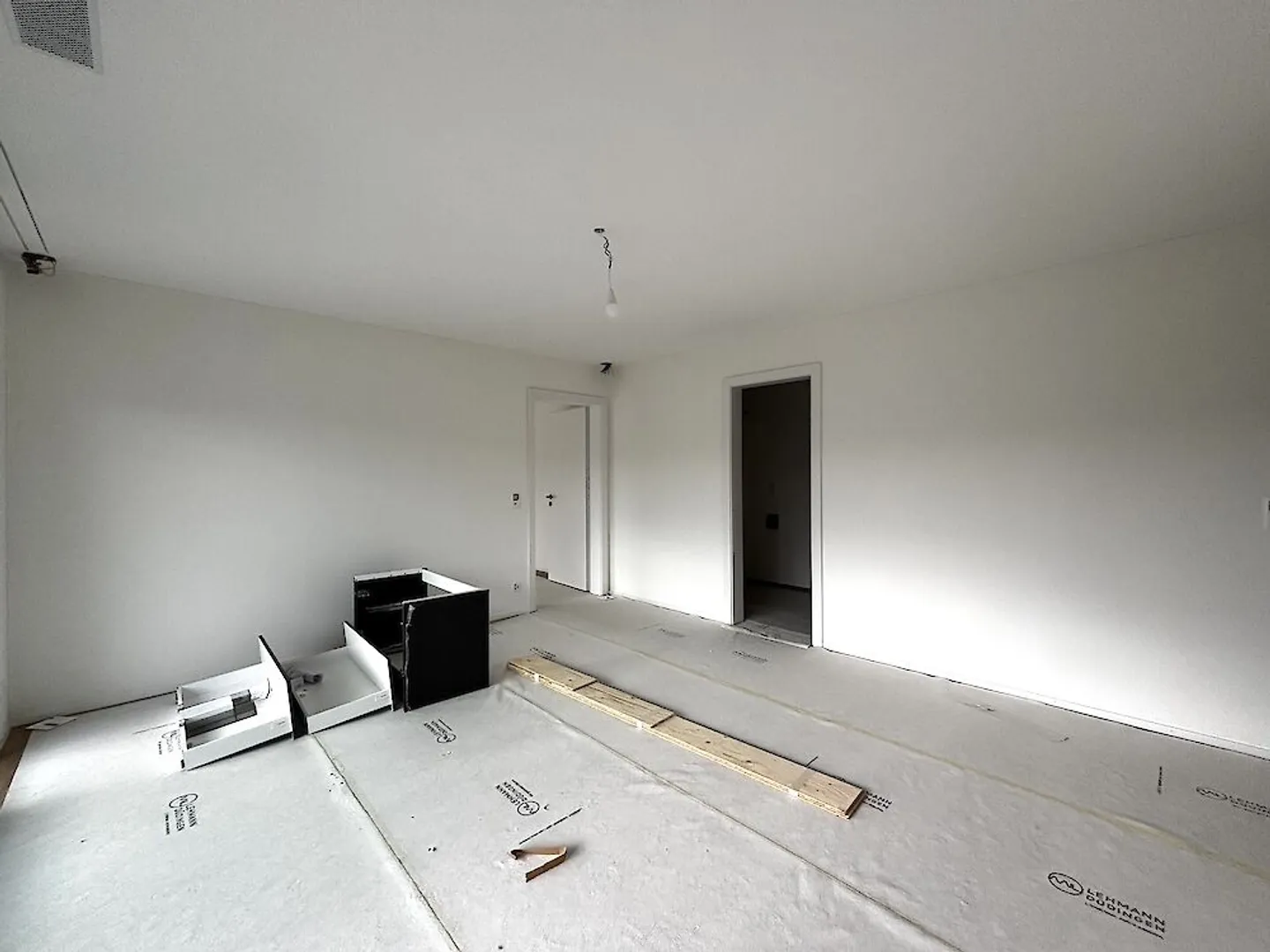 ERSTBEZUG! Exklusive 3.5-Zimmer-Attikawohnung in Alterswil - Foto 8 von 9