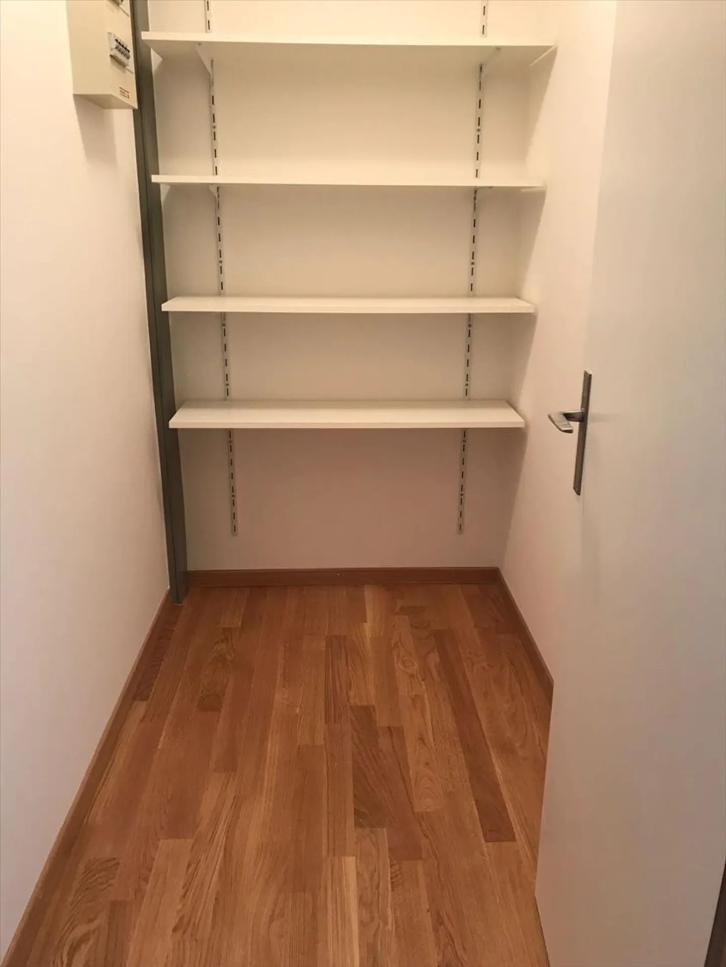 Attique à louer - Photo 4 sur 10