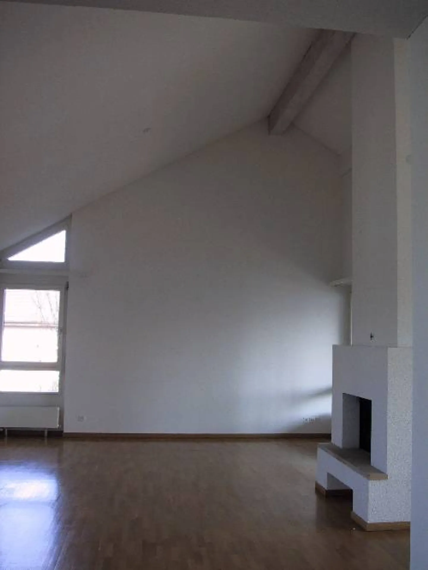 Attique à louer - Photo 5 sur 10