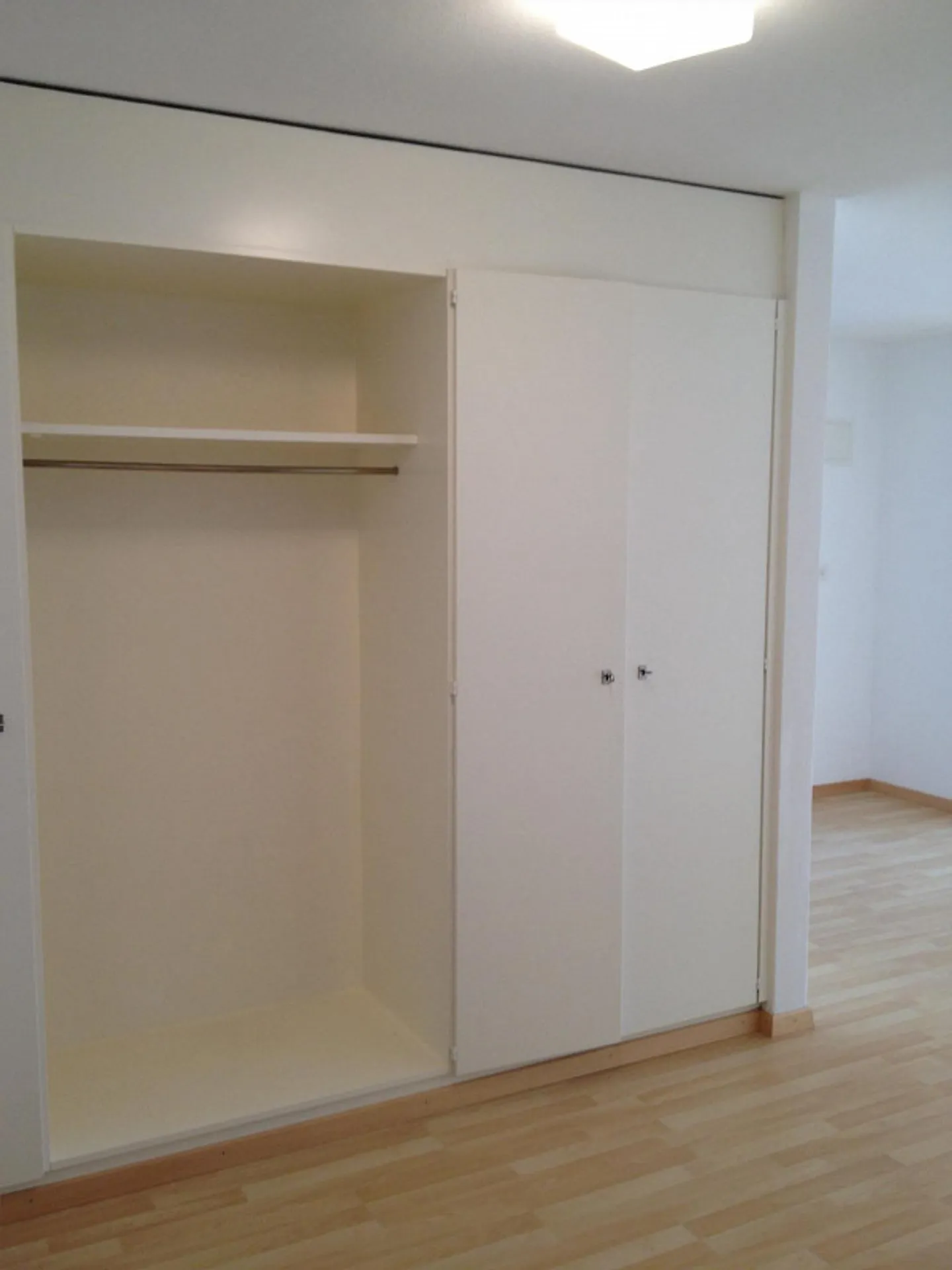 Helle 3.5 Zimmer Wohnung im 2. OG - Foto 5 di 7