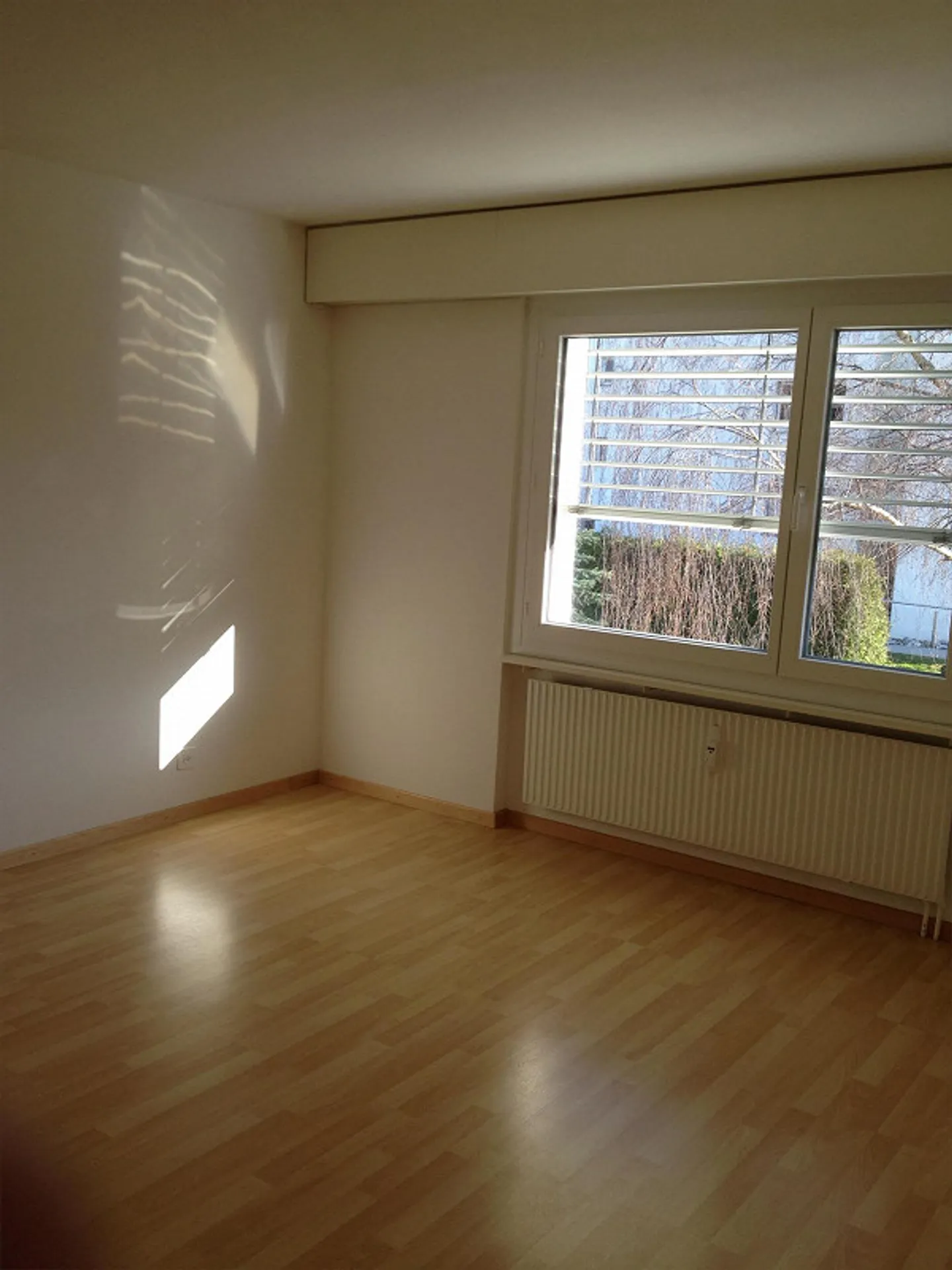 Helle 3.5 Zimmer Wohnung im 2. OG - Foto 7 di 7