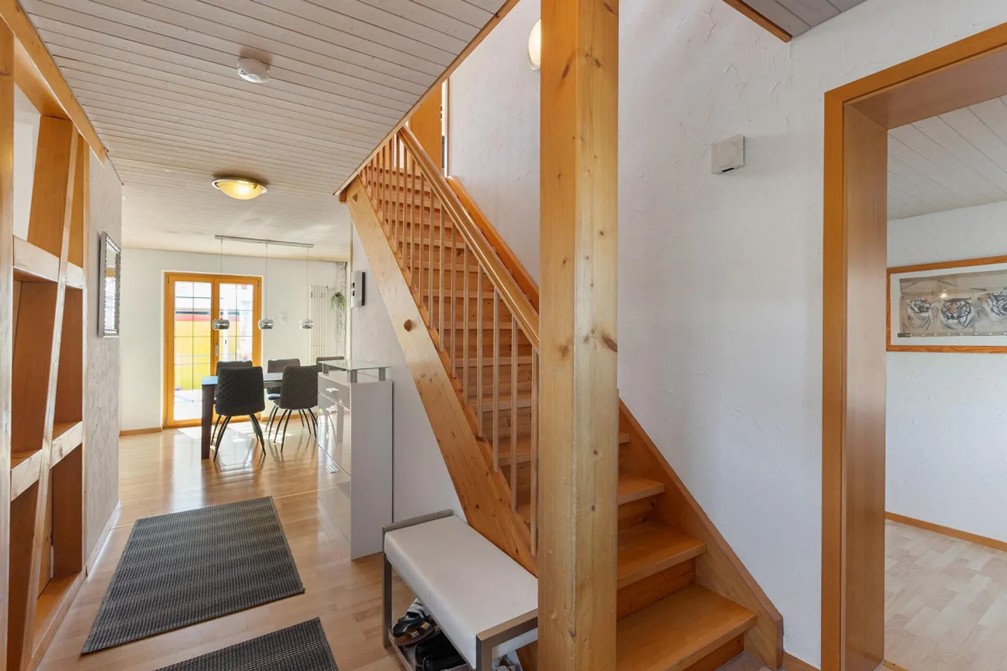 A House with History: Spacious 6.5-Room Single-Family Home with Beautiful Conservatory - Photo 4 of 21
