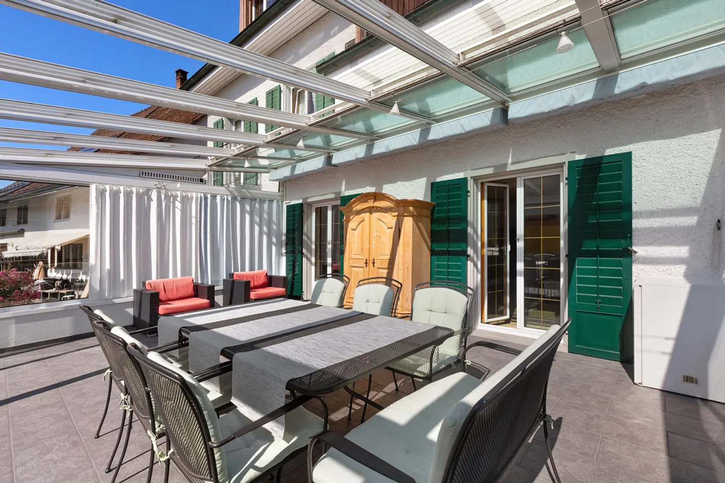 A House with History: Spacious 6.5-Room Single-Family Home with Beautiful Conservatory - Photo 20 of 21