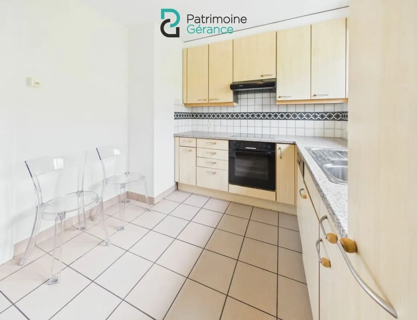 Arredato! - Appartamento di 4.0 stanze - Foto 4 di 9