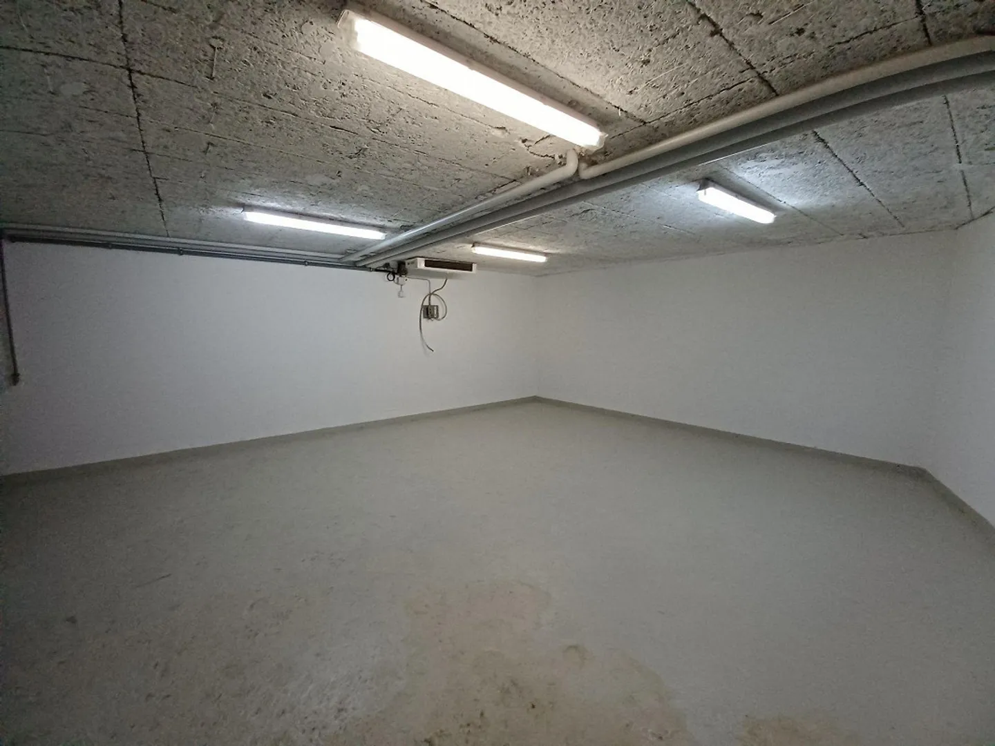 Cave à vin équipée à vendre - Photo 6 sur 13