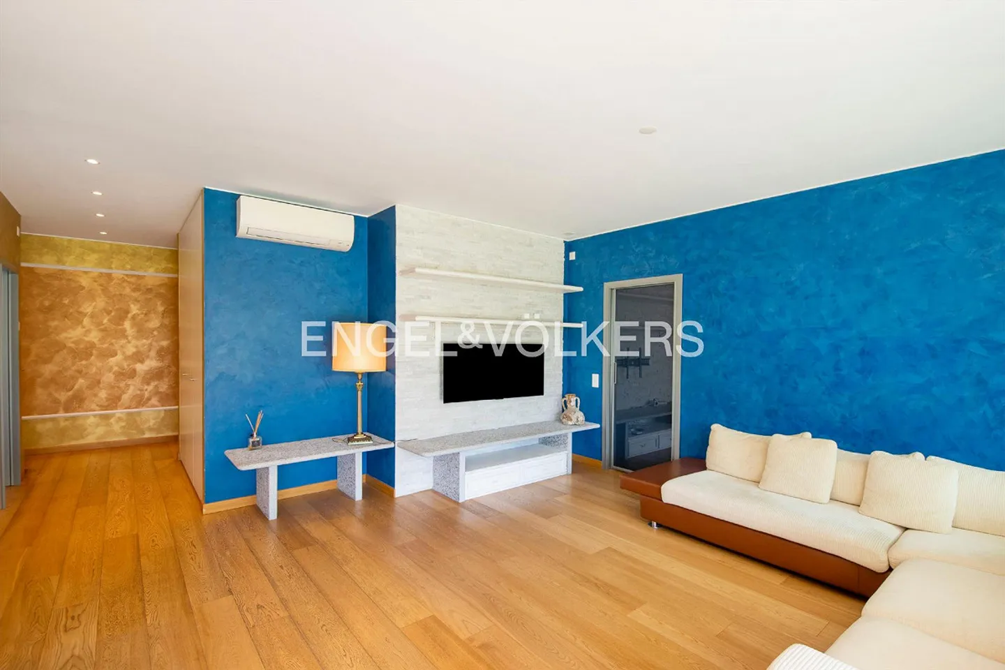 High-quality apartment with garden in the first lake line - Photo 6 of 14