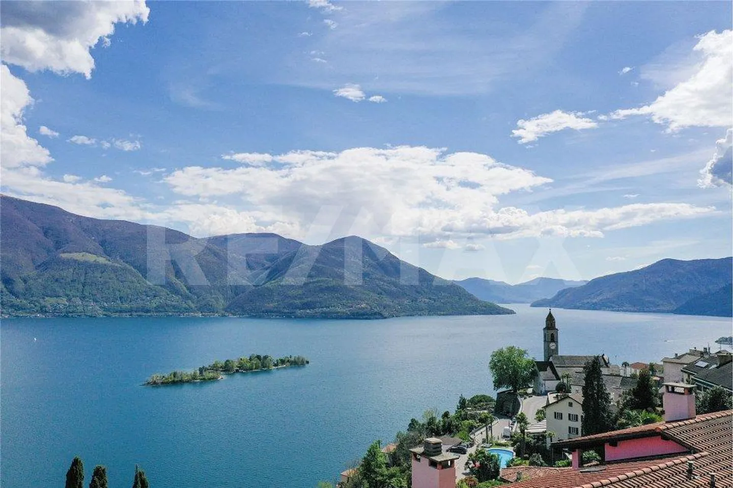 Maison rénovée de 5,5 pièces avec vue sur le lac à 180° - Photo 4 sur 13