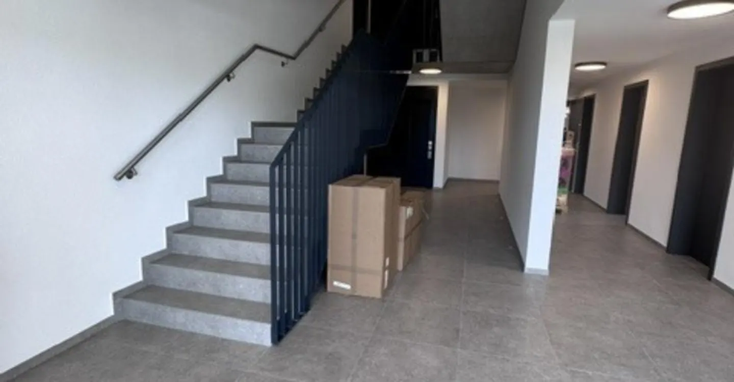 Apartment near Golf Course with Private Garden - Photo 8 of 11