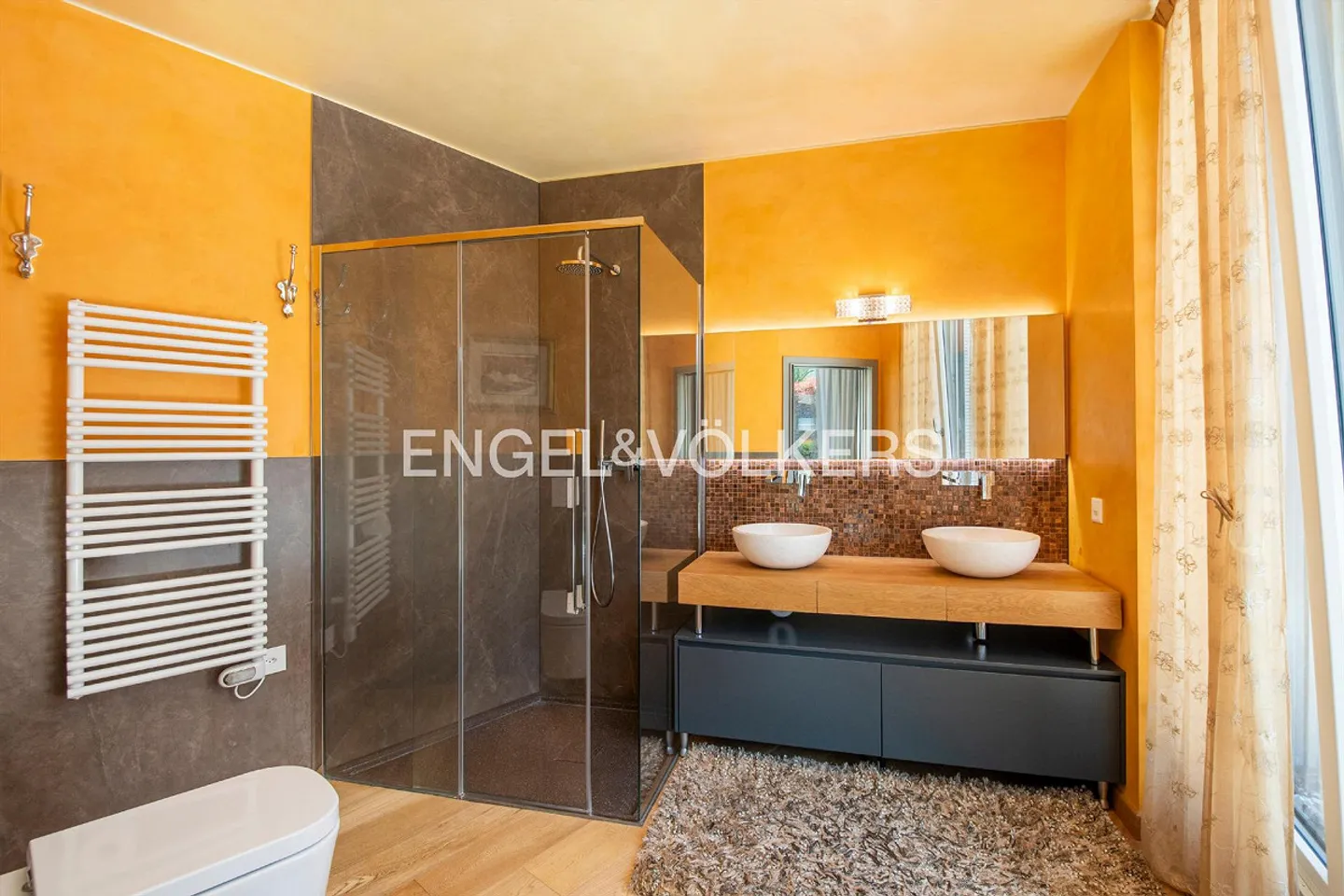 High-quality apartment with garden in the first lake line - Photo 12 of 14