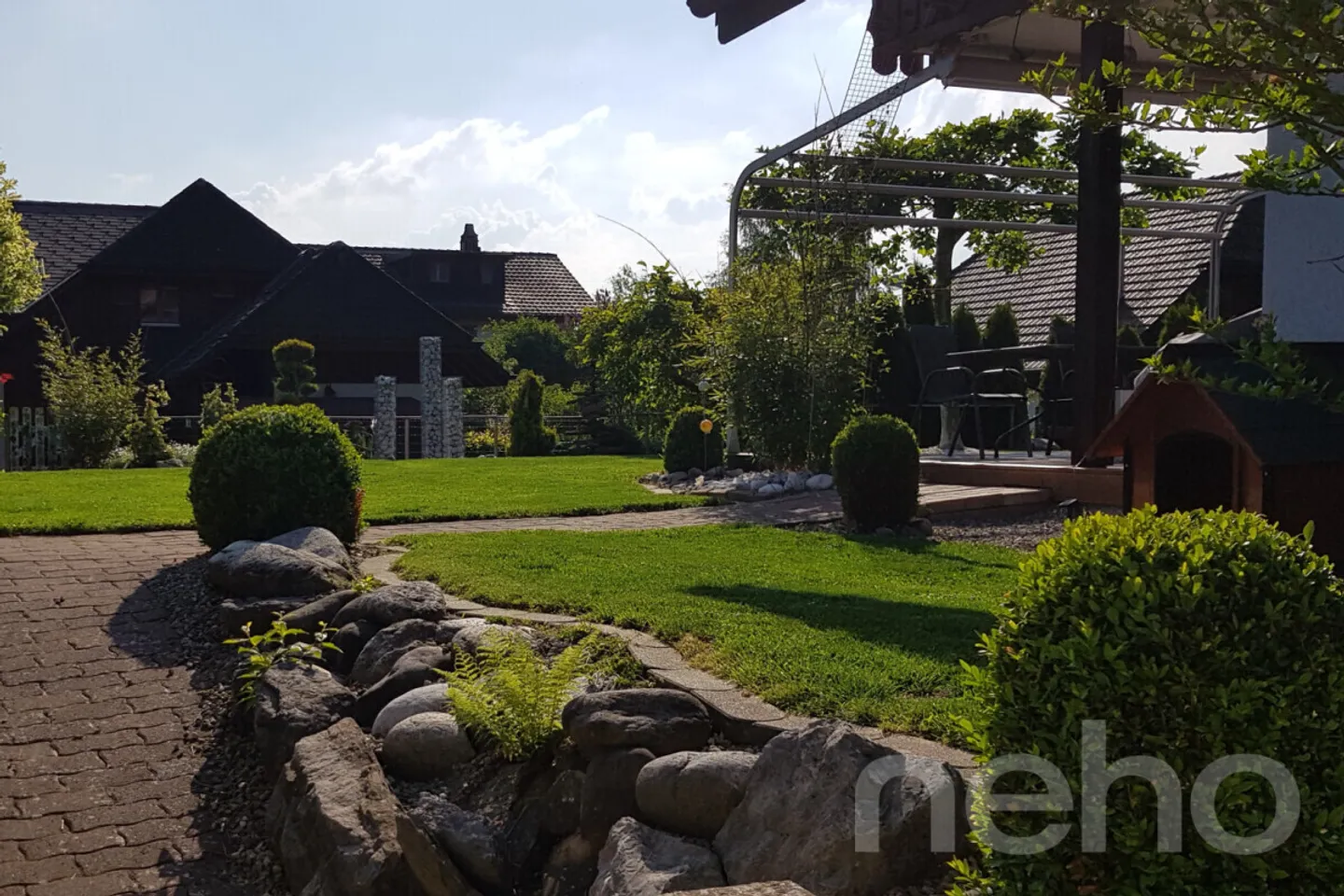 Casa unifamiliare in un tranquillo quartiere familiare con ampi spazi - Foto 11 di 12