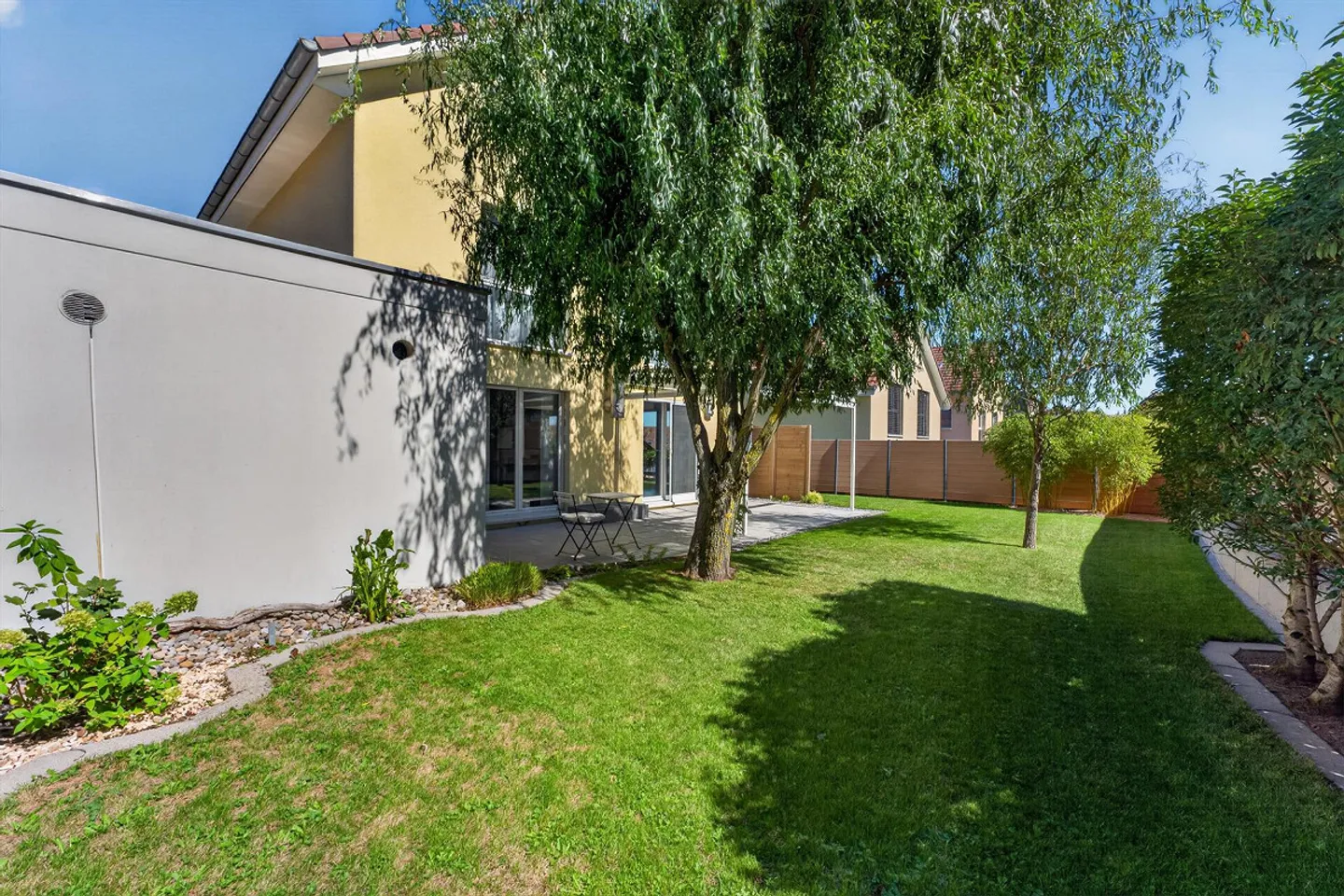 Very generous, beautiful semi-detached family house in a top location - Photo 17 of 20