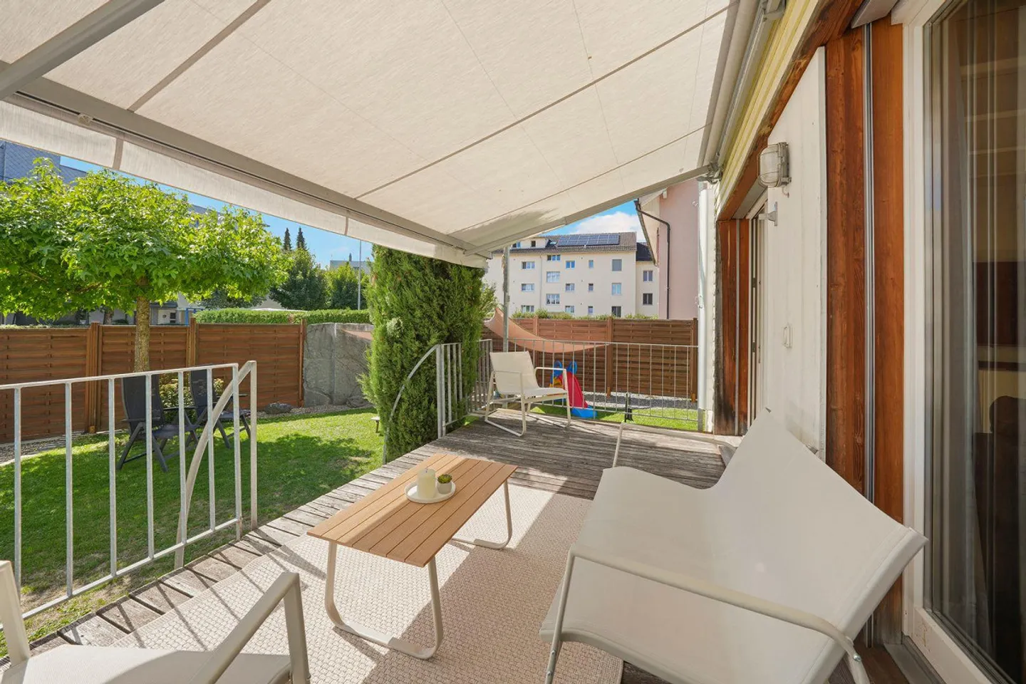 Familienfreundliches Reiheneckhaus in Flawil - Foto 6 von 30
