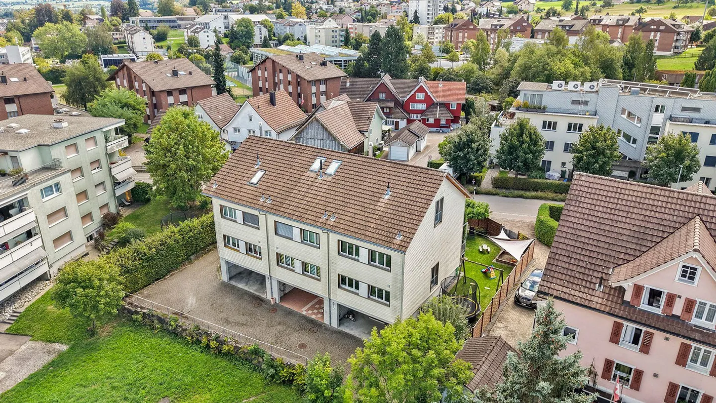 Familienfreundliches Reiheneckhaus in Flawil - Foto 27 von 30