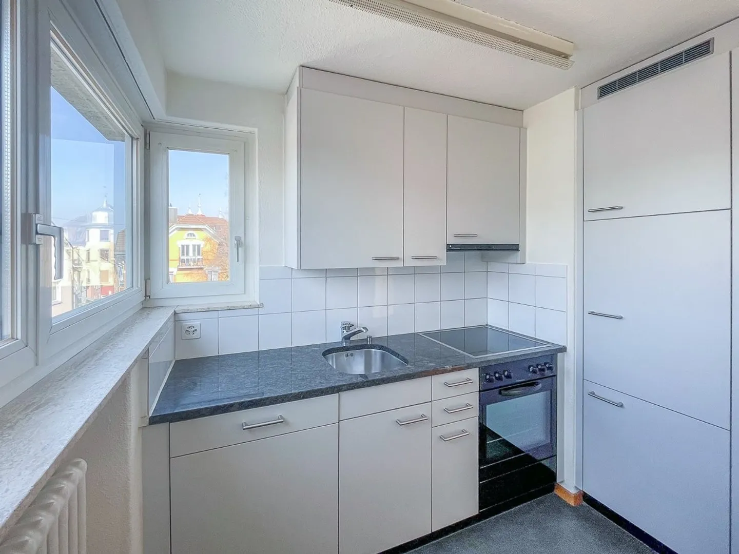 Appartamento elegante 3.5 locali in posizione urbana - Foto 2 di 8