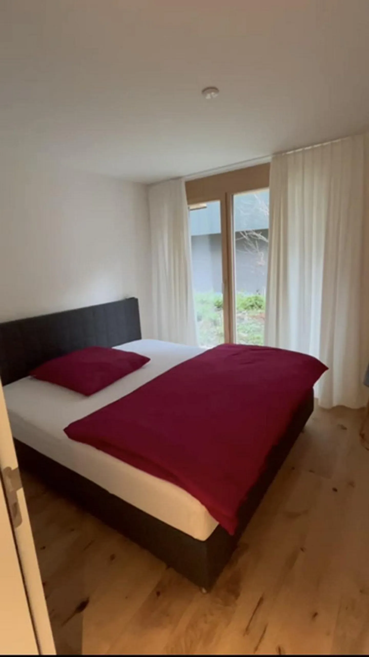 Appartement de 3,5 pièces au rez-de-chaussée avec une vue imprenable sur les montagnes - à partir du 01.10.2026 - Photo 8 sur 10