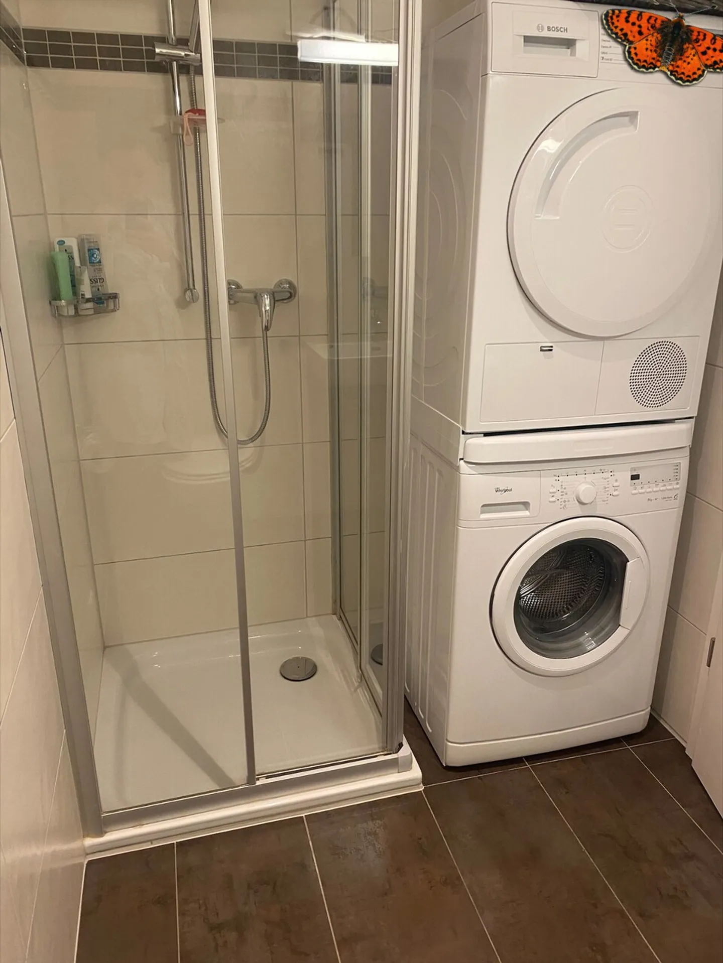 VERY NICE 4 ROOM APARTMENT - With storage and large balcony! - Photo 4 of 11