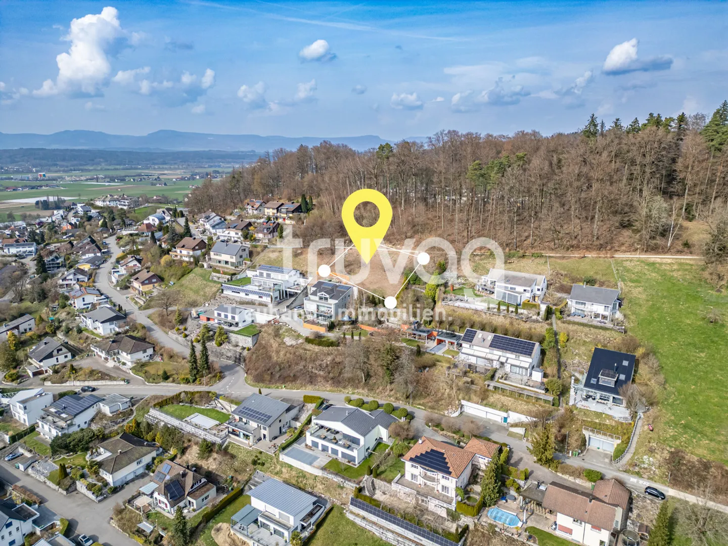 Terrain attractif dans un emplacement idyllique - Photo 4 sur 5