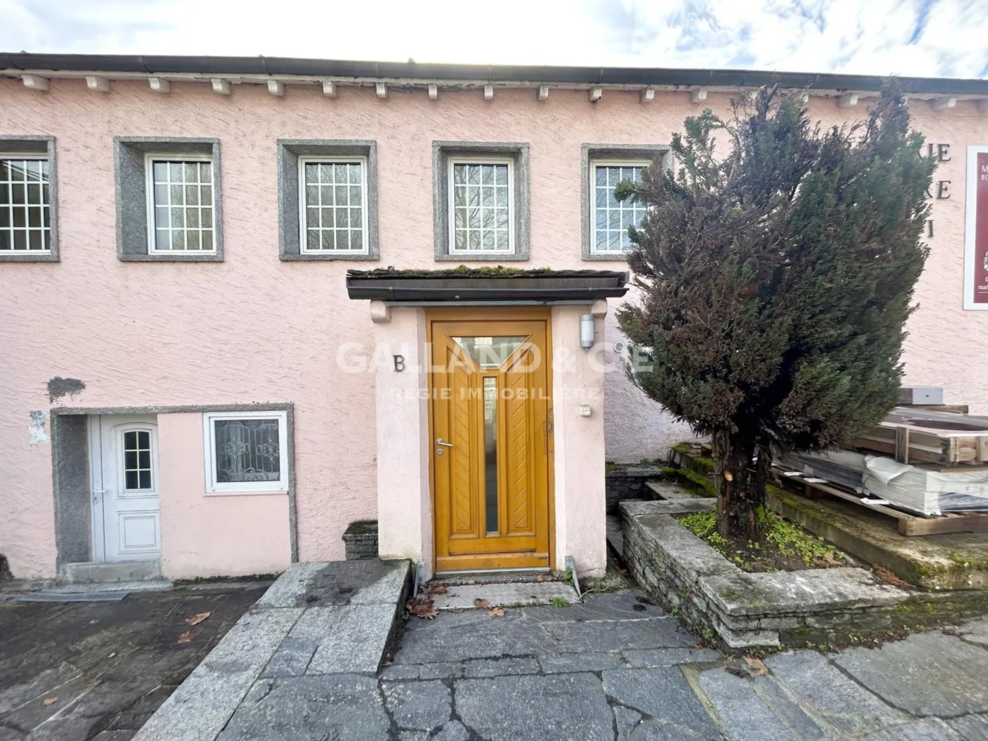 Sehr große 4½-Zimmer-Wohnung mit Terrasse - Foto 2 von 12