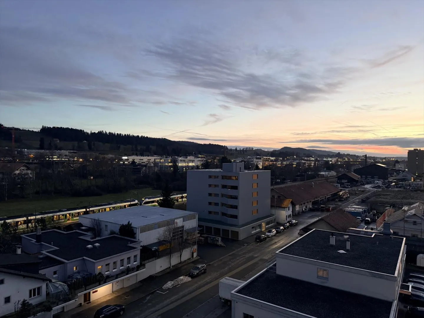 Wohnung mit 4.5 Zimmern im 7. Stock - Foto 1 von 7