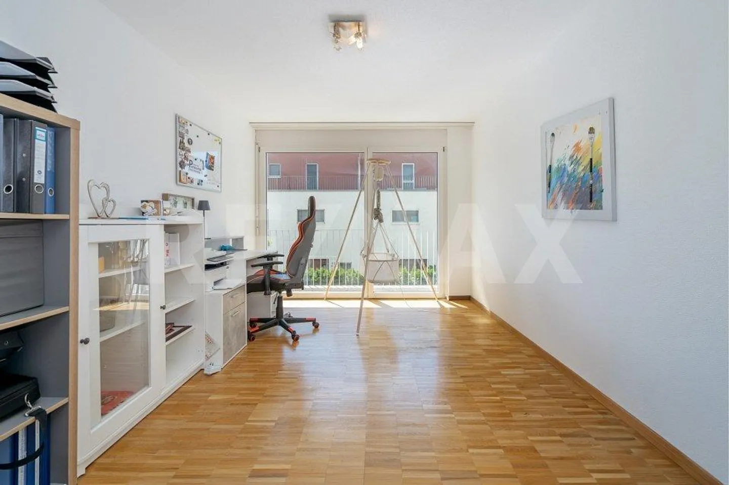Modern Apartment in Schlieren - Photo 4 of 13