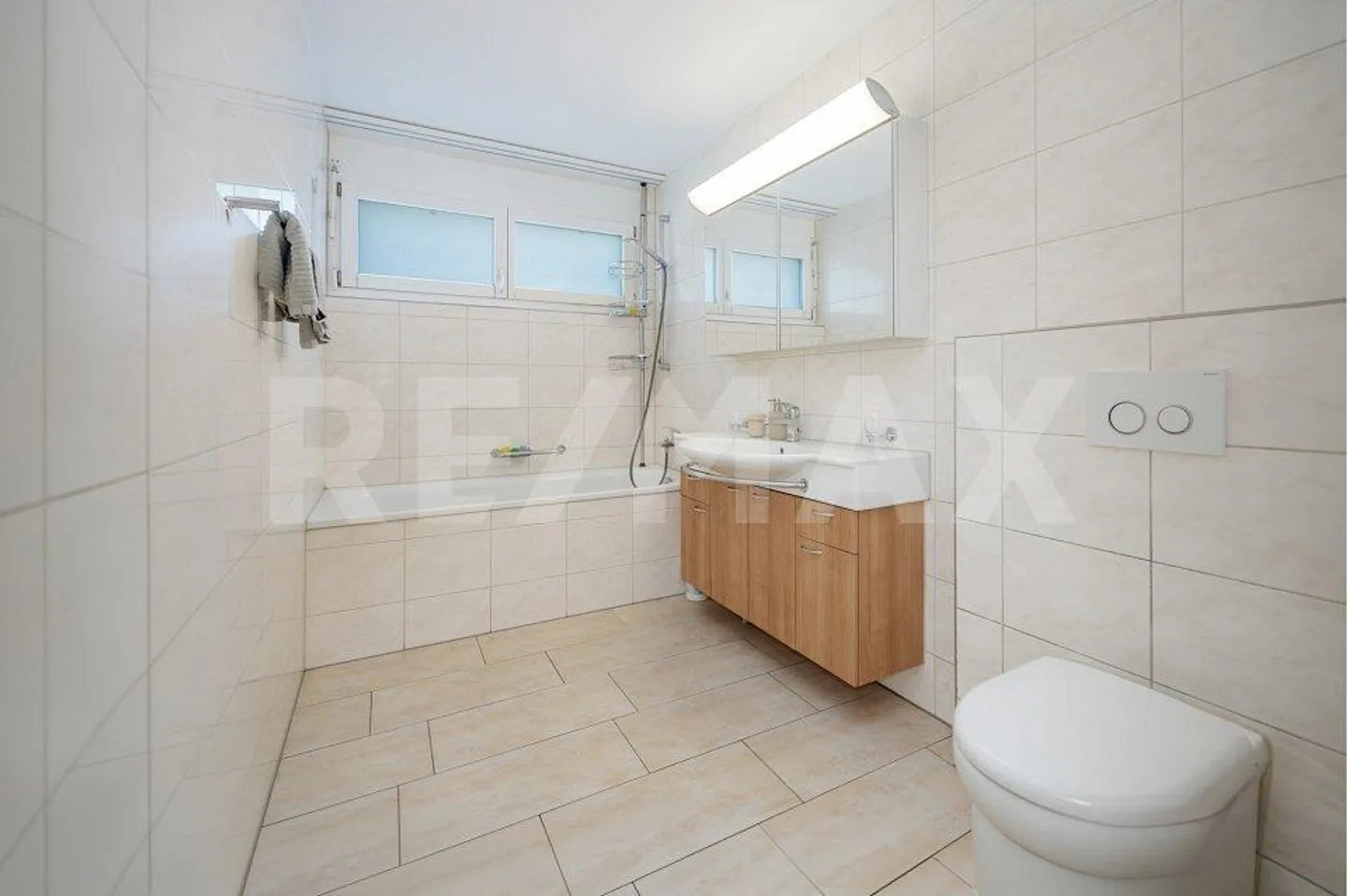 Modern Apartment in Schlieren - Photo 7 of 13